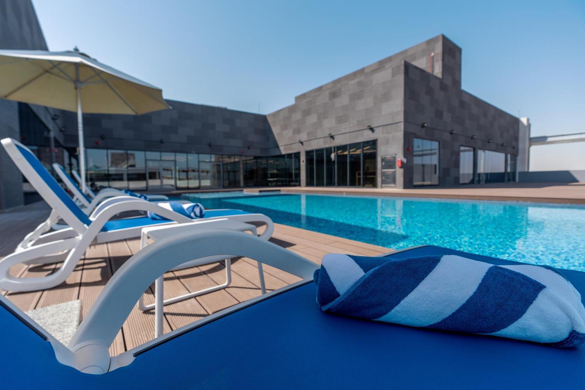 West Walk Retaj Hotel Al Rayyan Екстериор снимка