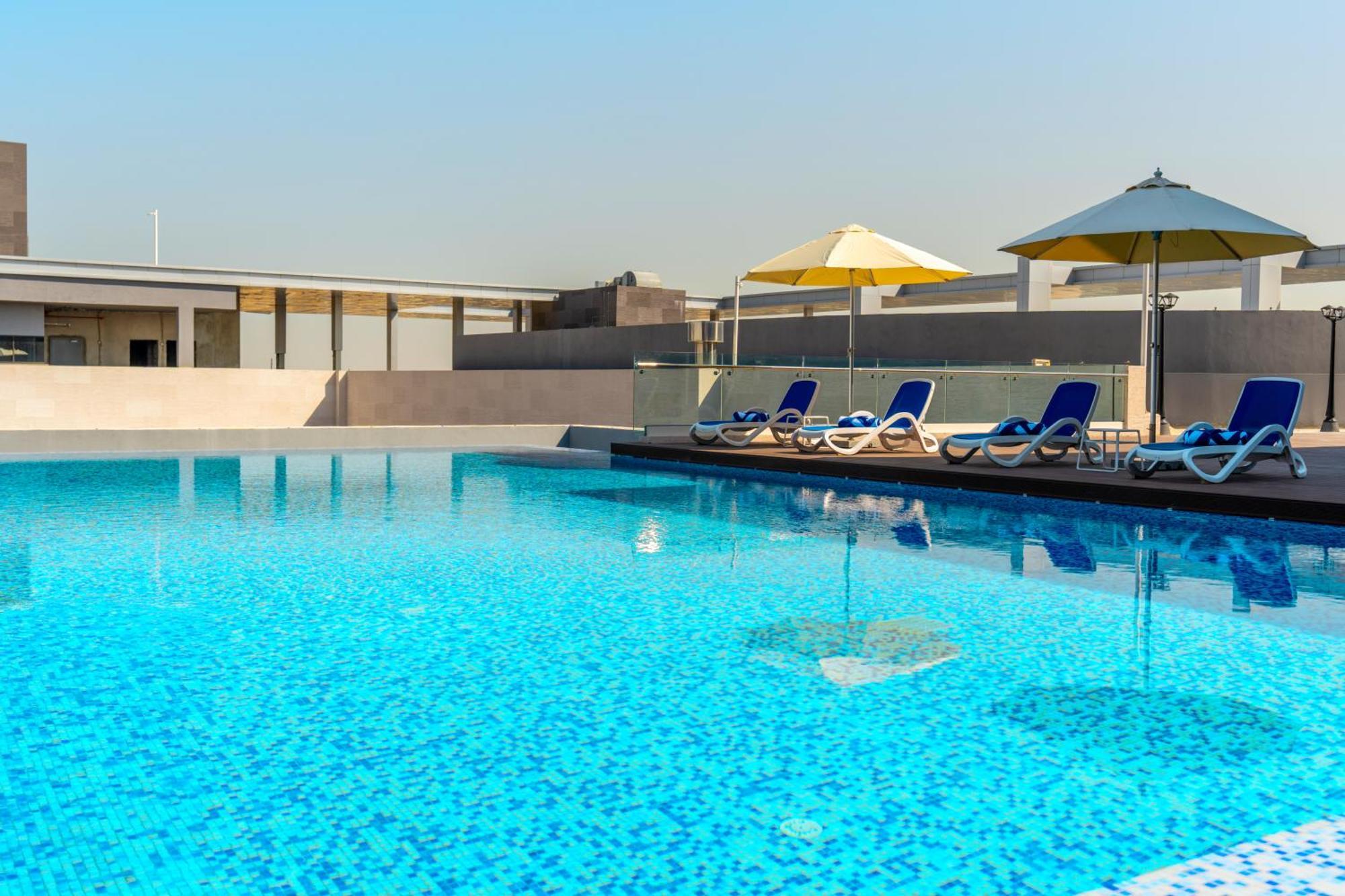 West Walk Retaj Hotel Al Rayyan Екстериор снимка