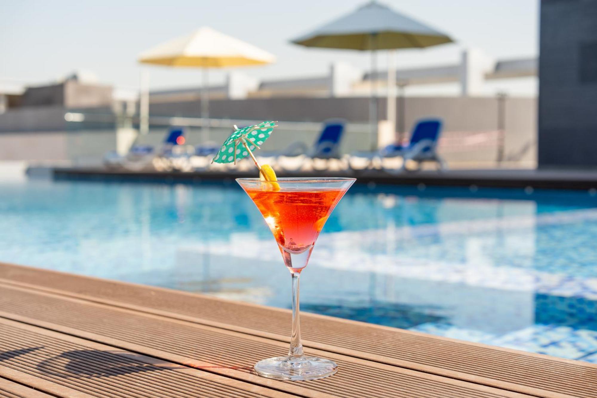 West Walk Retaj Hotel Al Rayyan Екстериор снимка