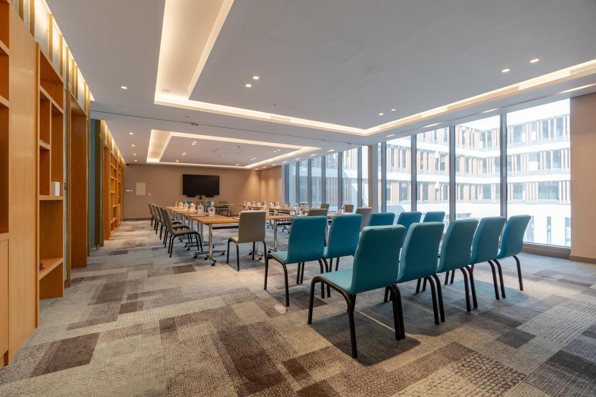 West Walk Retaj Hotel Al Rayyan Екстериор снимка