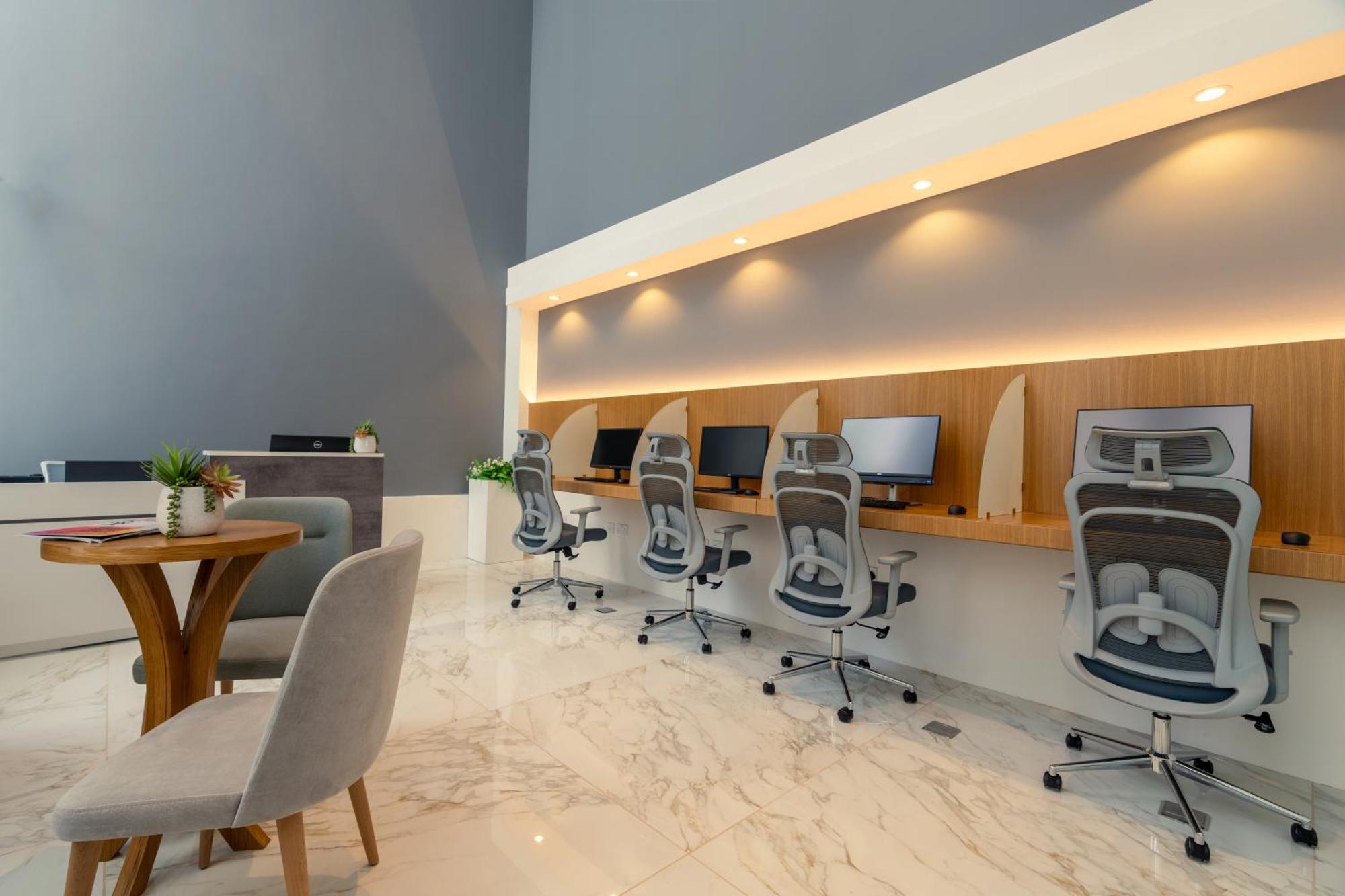 West Walk Retaj Hotel Al Rayyan Екстериор снимка